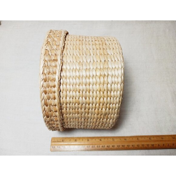 Natural woven baskets, Bundle, Cute baskets for organizing small items - Picture 4 of 13